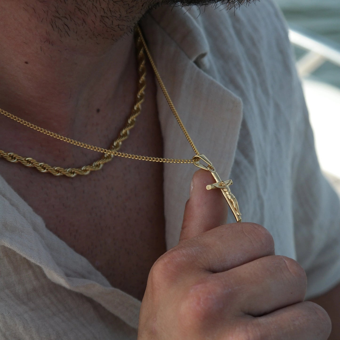 Kleiner Kreuzanhänger (Gold)