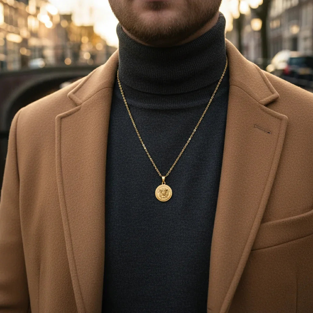 Medusa Pendant (Gold)