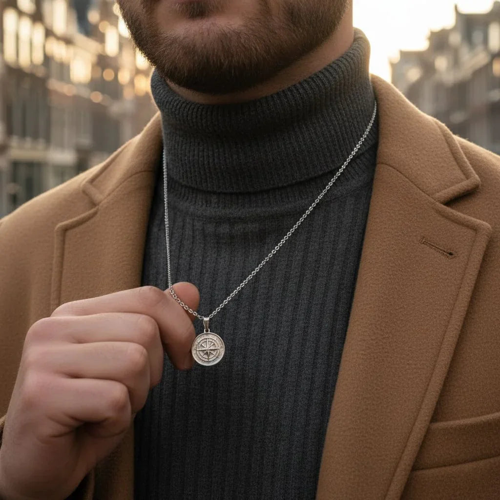 Small Compass Pendant (Silver)
