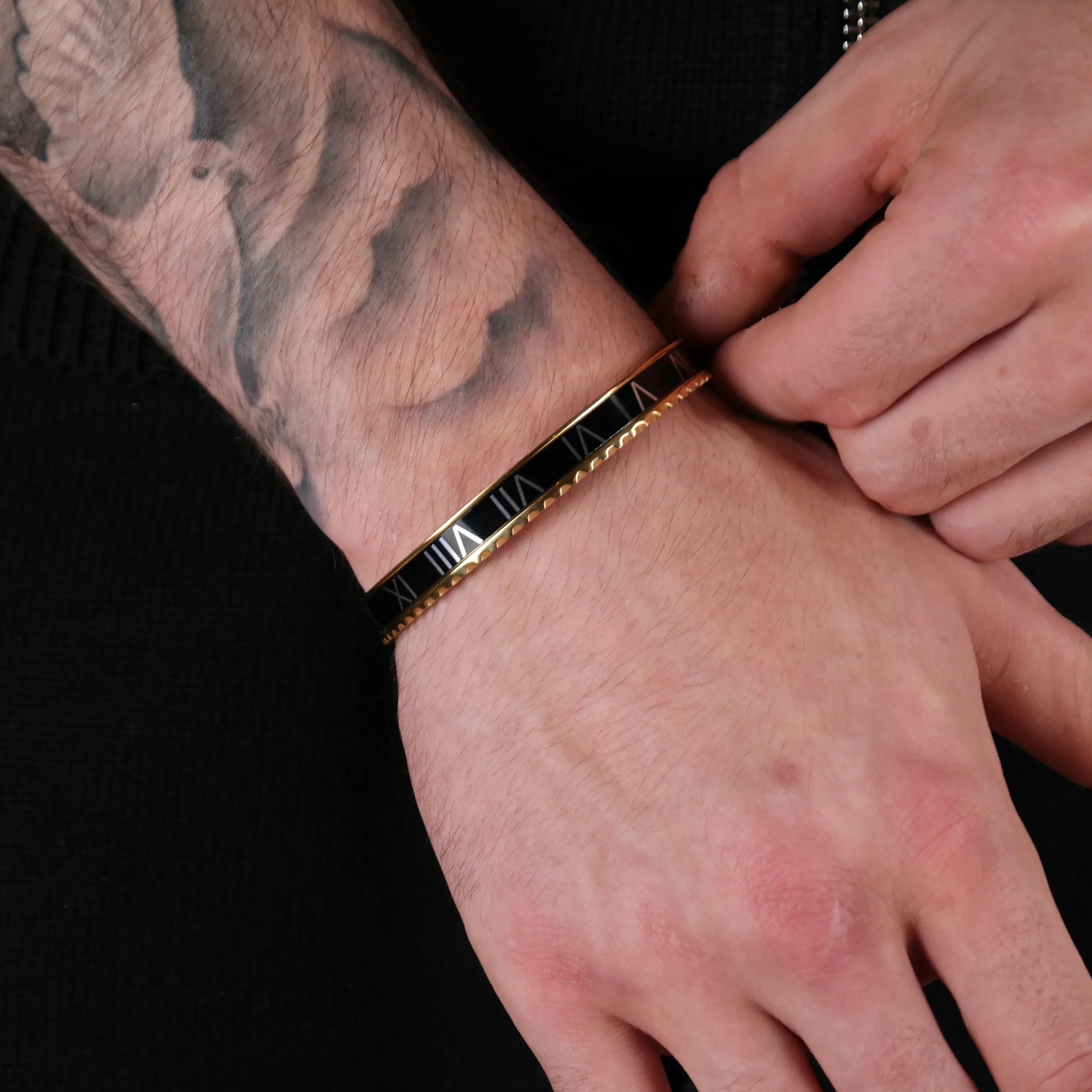 Rome Bracelet black (Gold)
