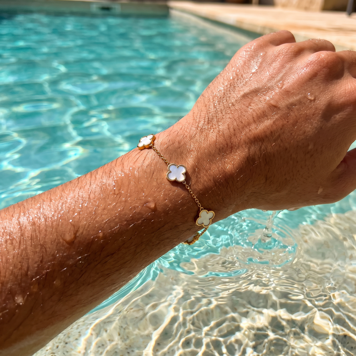 Fortuna Klaver wit goud - waterproof