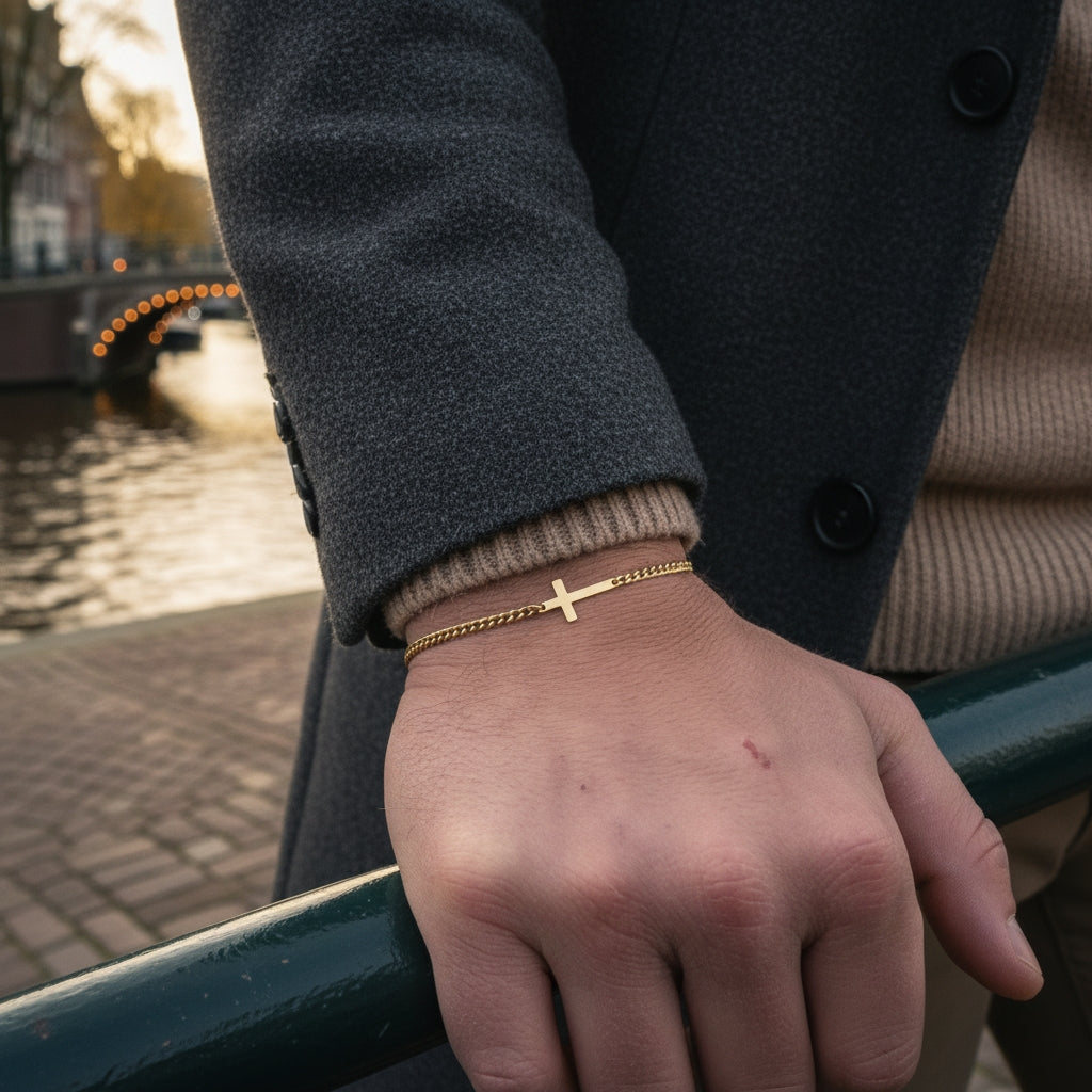 Cross Bracelet 2MM (gold)
