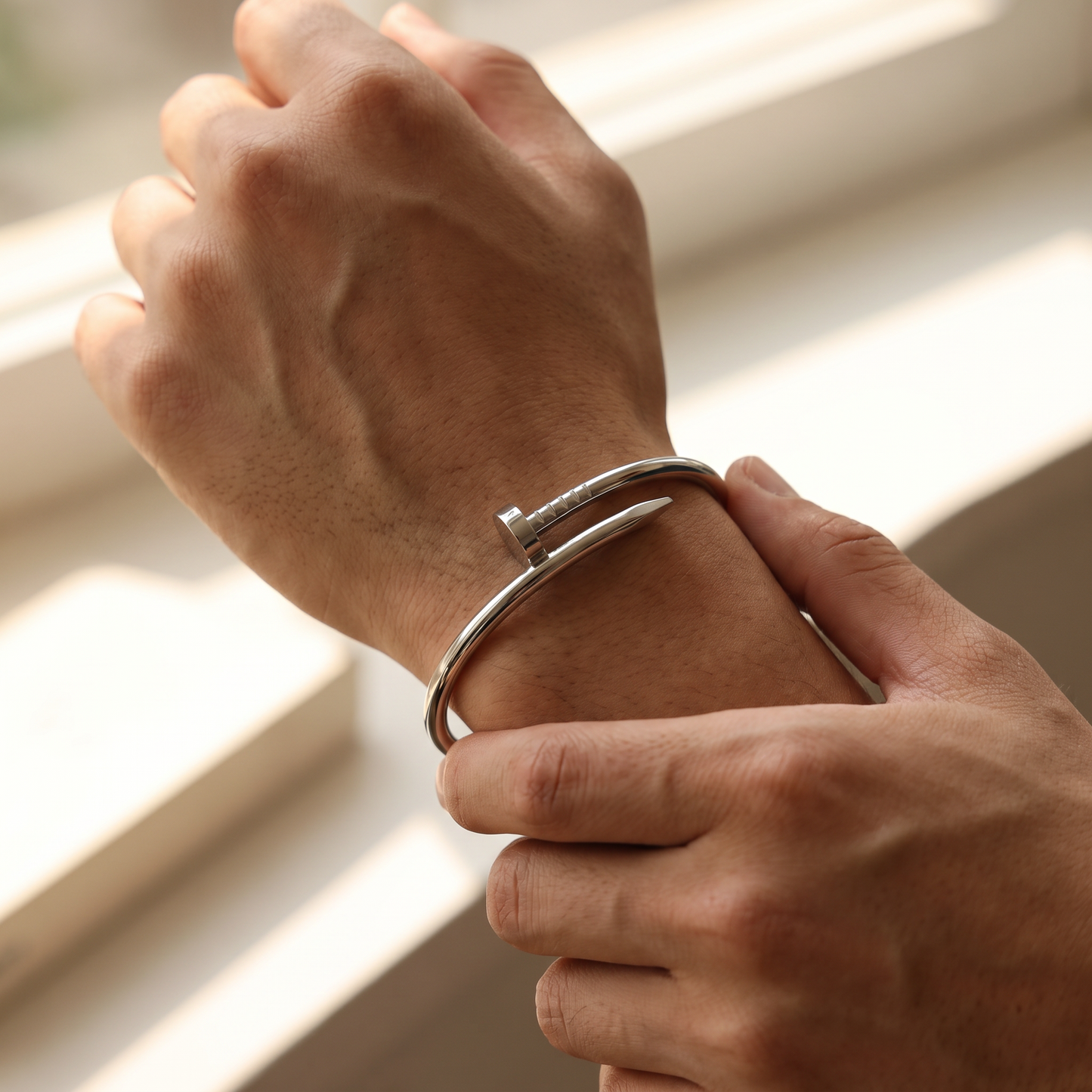 Signature Nail Armband zilver - detail