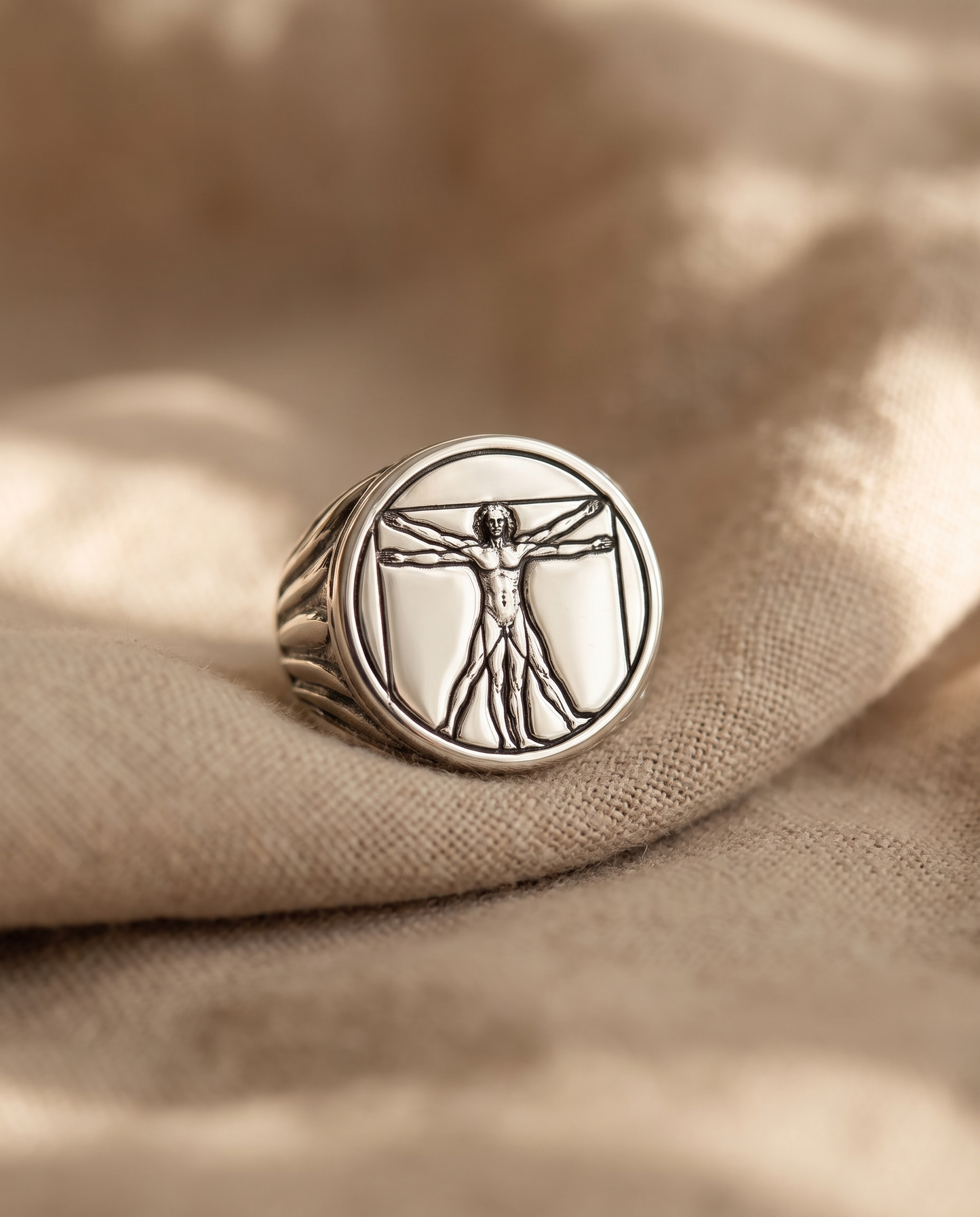Vitruvian Ring (Silver) - Macro