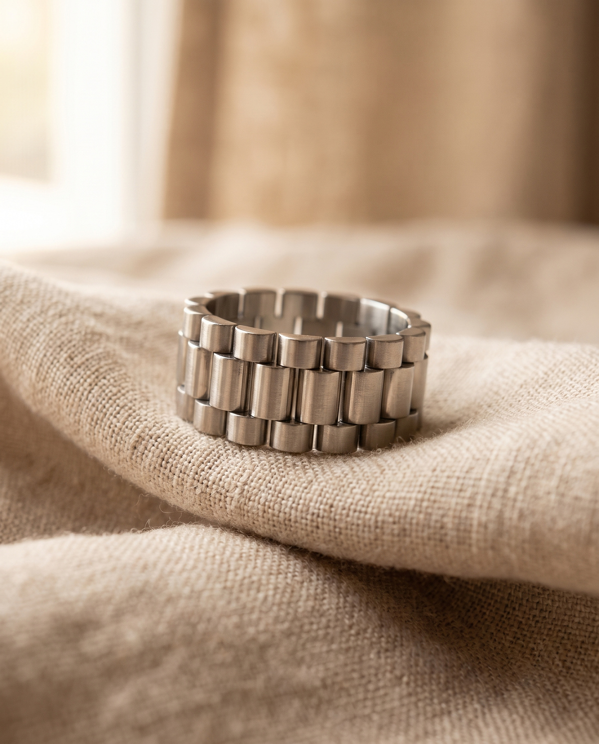 Rolex Ring (Silver) - Macro