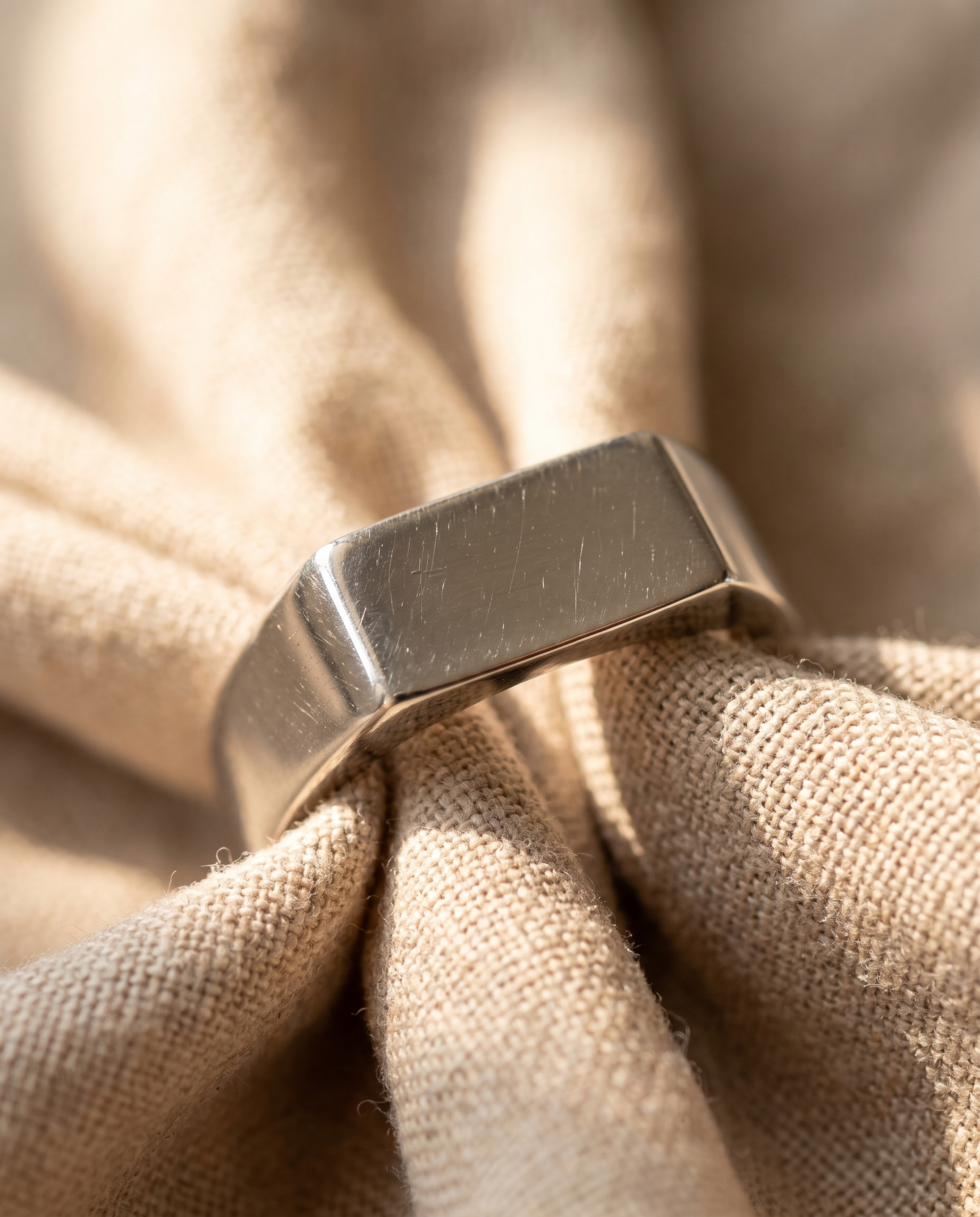 Rectangle Signet Ring (Silver) - Macro