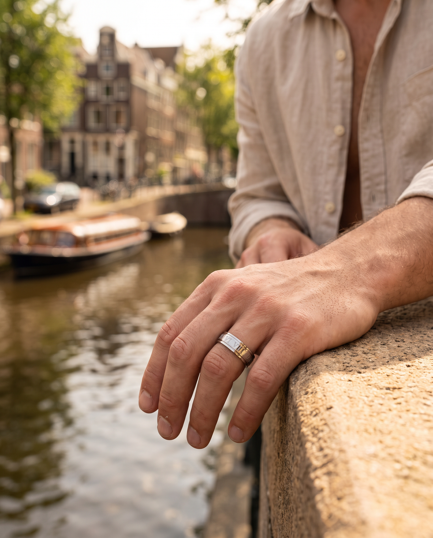 Rome ring (silver) - Lifestyle