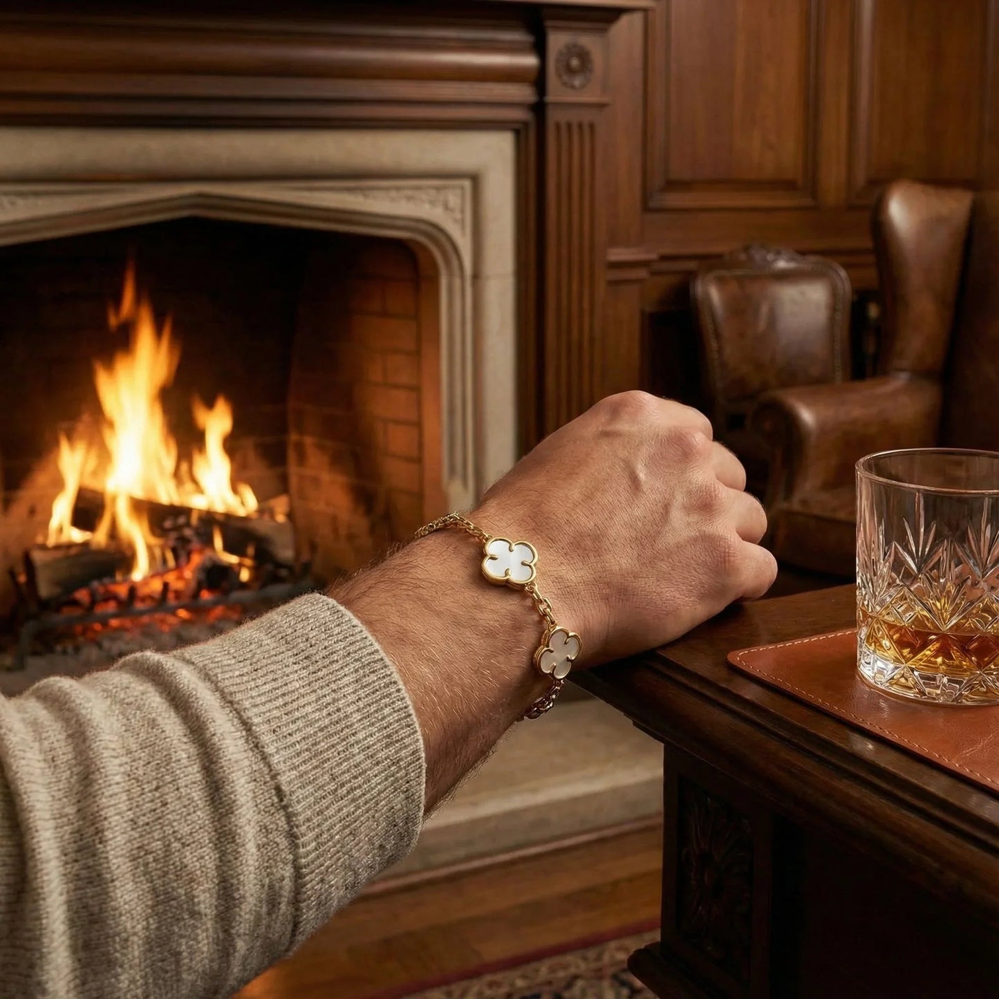 Lucky Charm White (Gold)